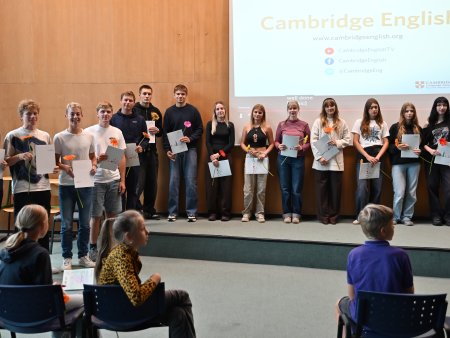Předávání Cambridge certifikátů