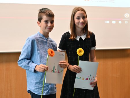 Předávání Cambridge certifikátů